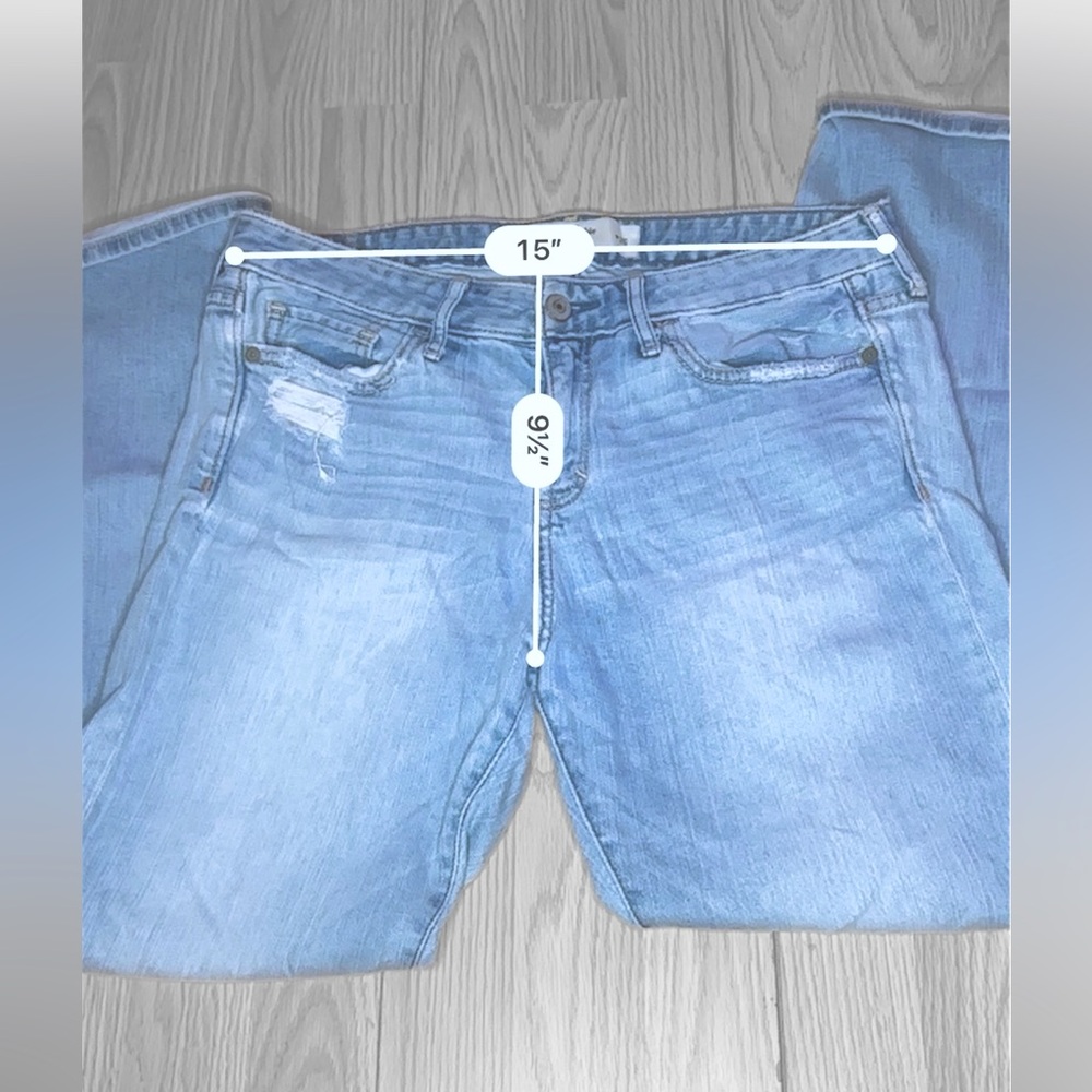 ABERCROMBIE & FITCH Women’s Light Blue Wash Ripped Jeans - Picture 8 of 11